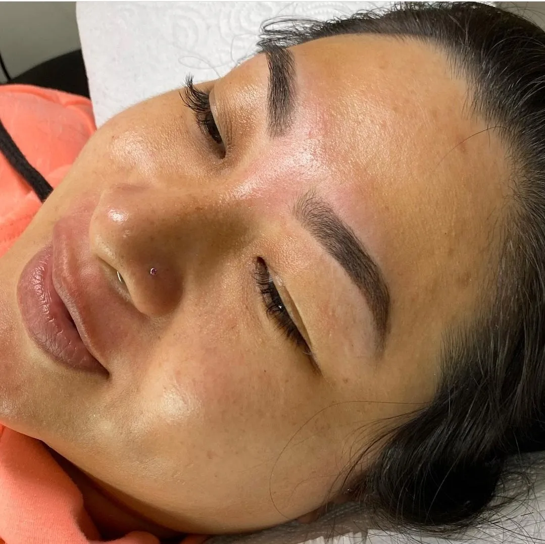 PRIVATE 1:1 IN PERSON Facial Waxing & Tinting Course with Kit