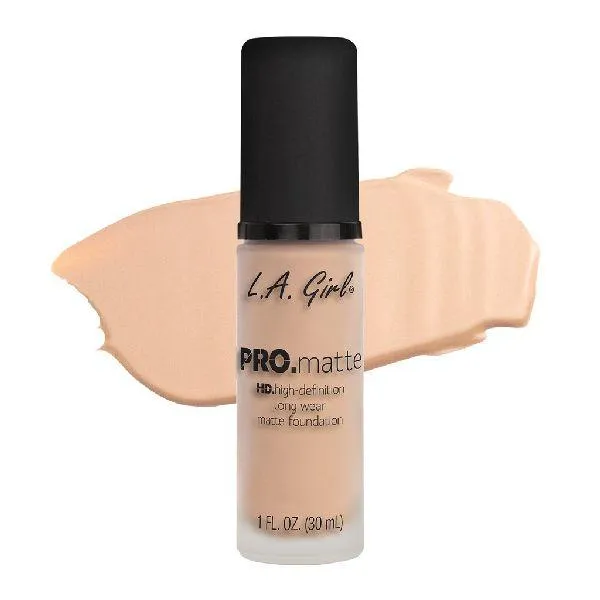 THE LUXE NK GLAM FLY GIRL BEAUTY COLLECTION - PRO MATTE HD FOUNDATION